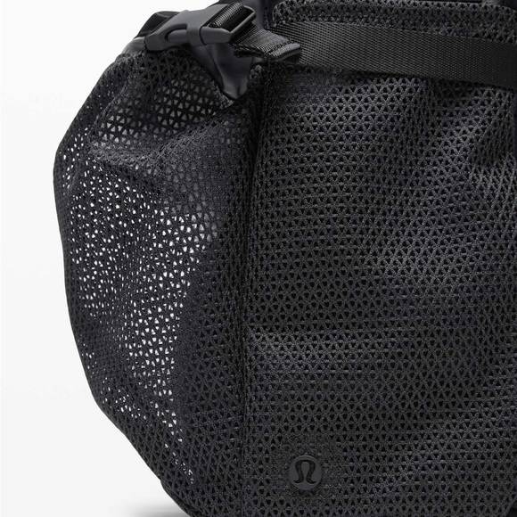Lululemon All Hours Backpack in black - Picture 11 of 11